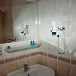 Peace Hotel 3*