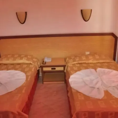 Szálloda Peace 3*