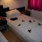 Hotel Peace