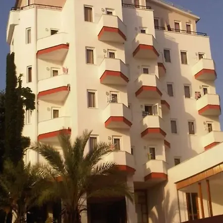 Peace Hotel 3*